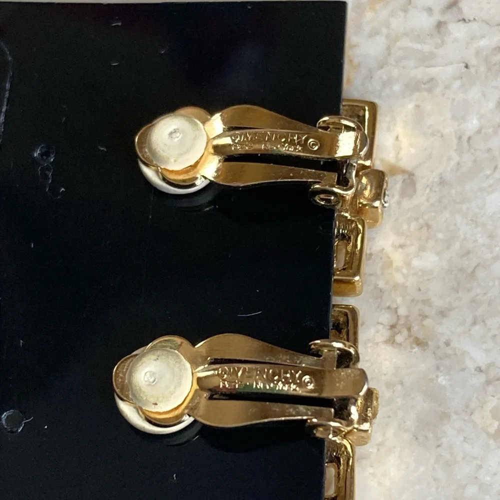 GIVENCHY Paris NY Gold Plate Crystal Present Gift Box Clip-On Earrings - Picture 6 of 12